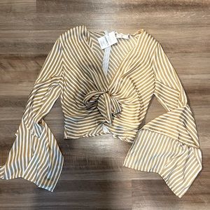 NEW WITH TAGS. Gold & white silky bell sleeve top